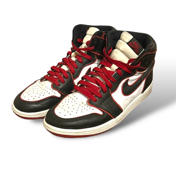 Jordan Other - Men’s Air Jordan 1 Bloodlines - Size 11 ❤️Host Pick❤️